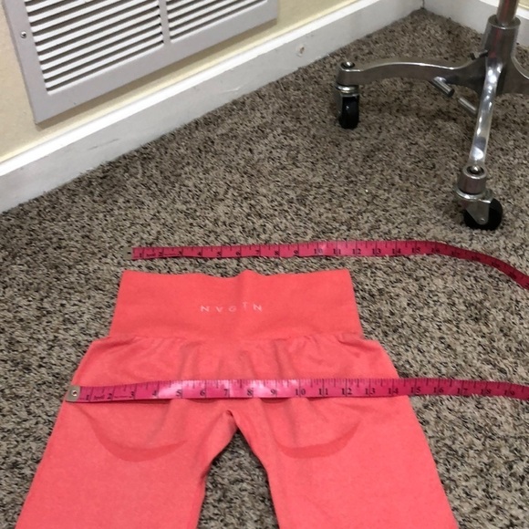 NVGTN Curve Seamless Leggings Size Small Coral - Picture 4 of 9
